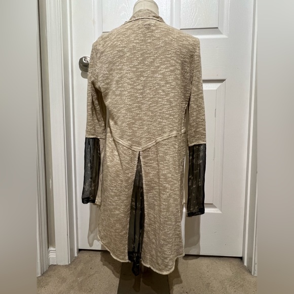 Gabby Isabella Cardigan - Picture 3 of 9